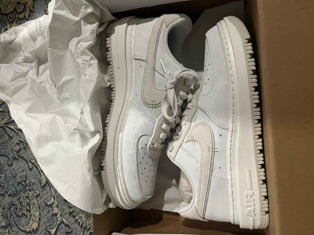 AIR FORCE 1 LUXE, Ophalen of Verzenden, Zo goed als nieuw, Wit