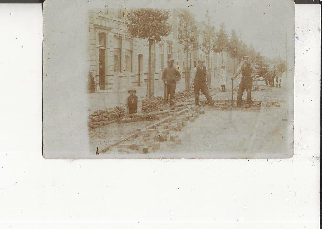 s Gravenzande Stratenmakers met paard en wagen Fotokaart, Ophalen of Verzenden, Voor 1920, Ongelopen, Zuid-Holland