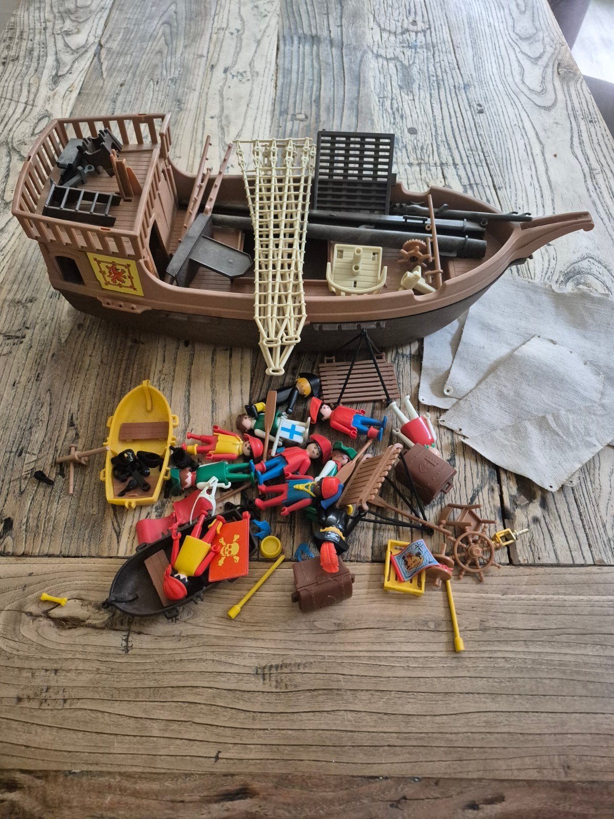 Playmobil Piratenschip 3550 met veel accessoires en figuren, Ophalen of Verzenden, Gebruikt