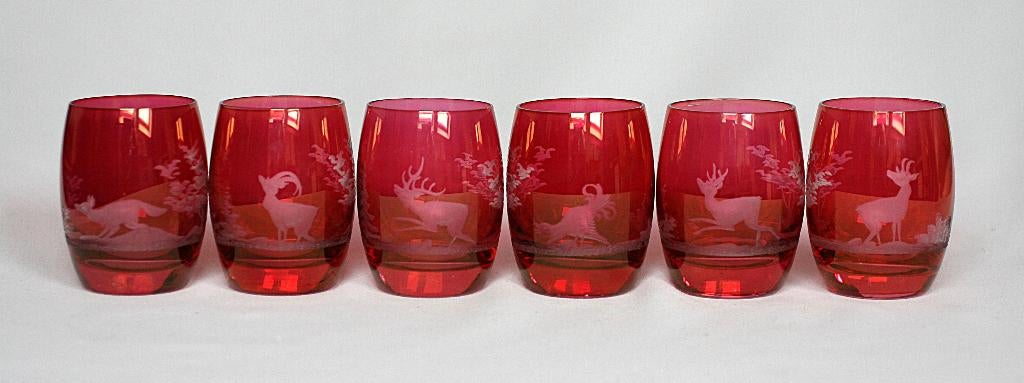 Cranberry geslepen glaasjes Diverse Bos Dieren, Antiek en Kunst, Antiek | Glas en Kristal, Ophalen of Verzenden