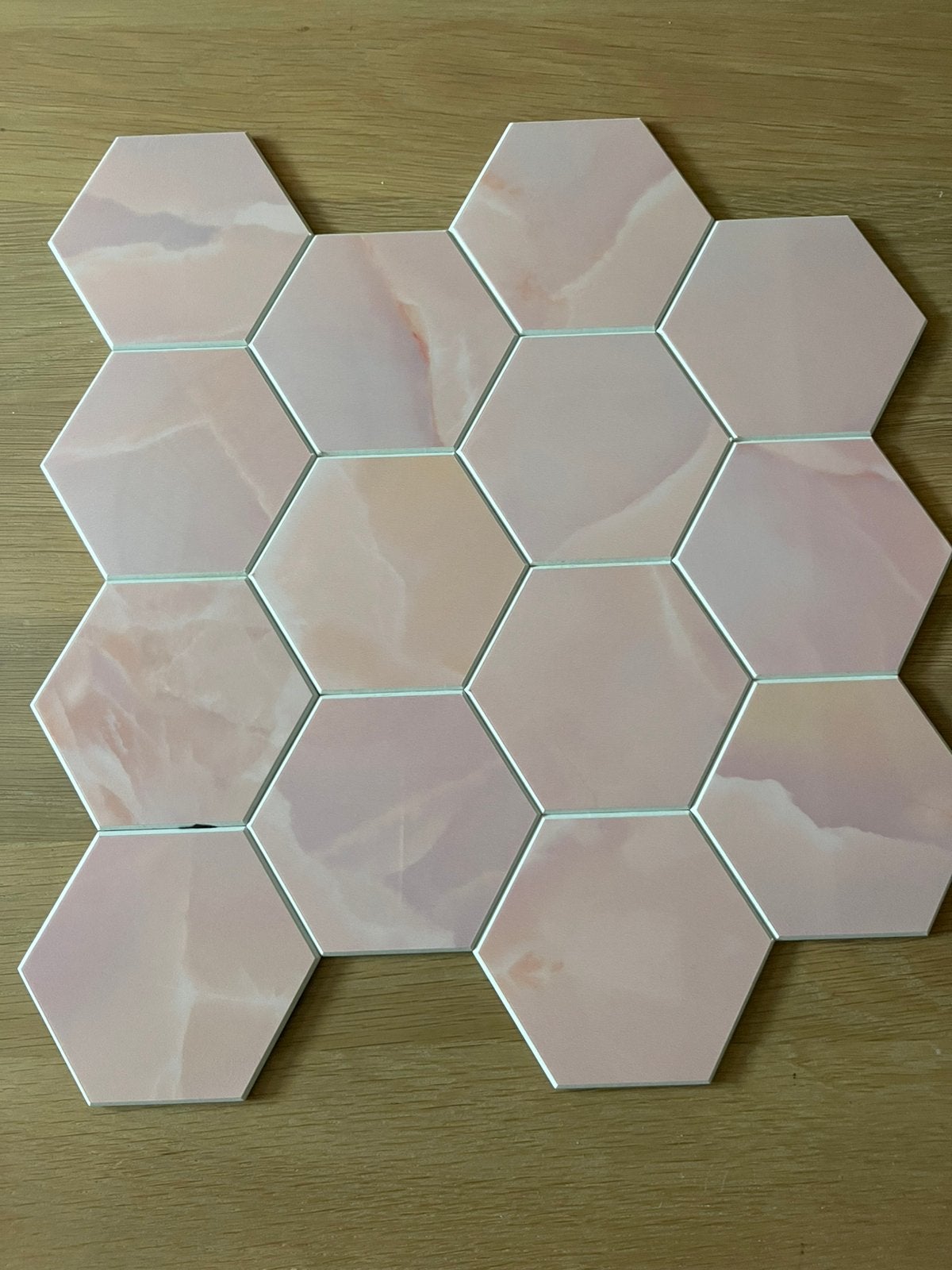 Gratis afhalen: sample plaktegels isodeco hexagon roze, Overige materialen, Wandtegels, Nieuw, Minder dan 20 cm