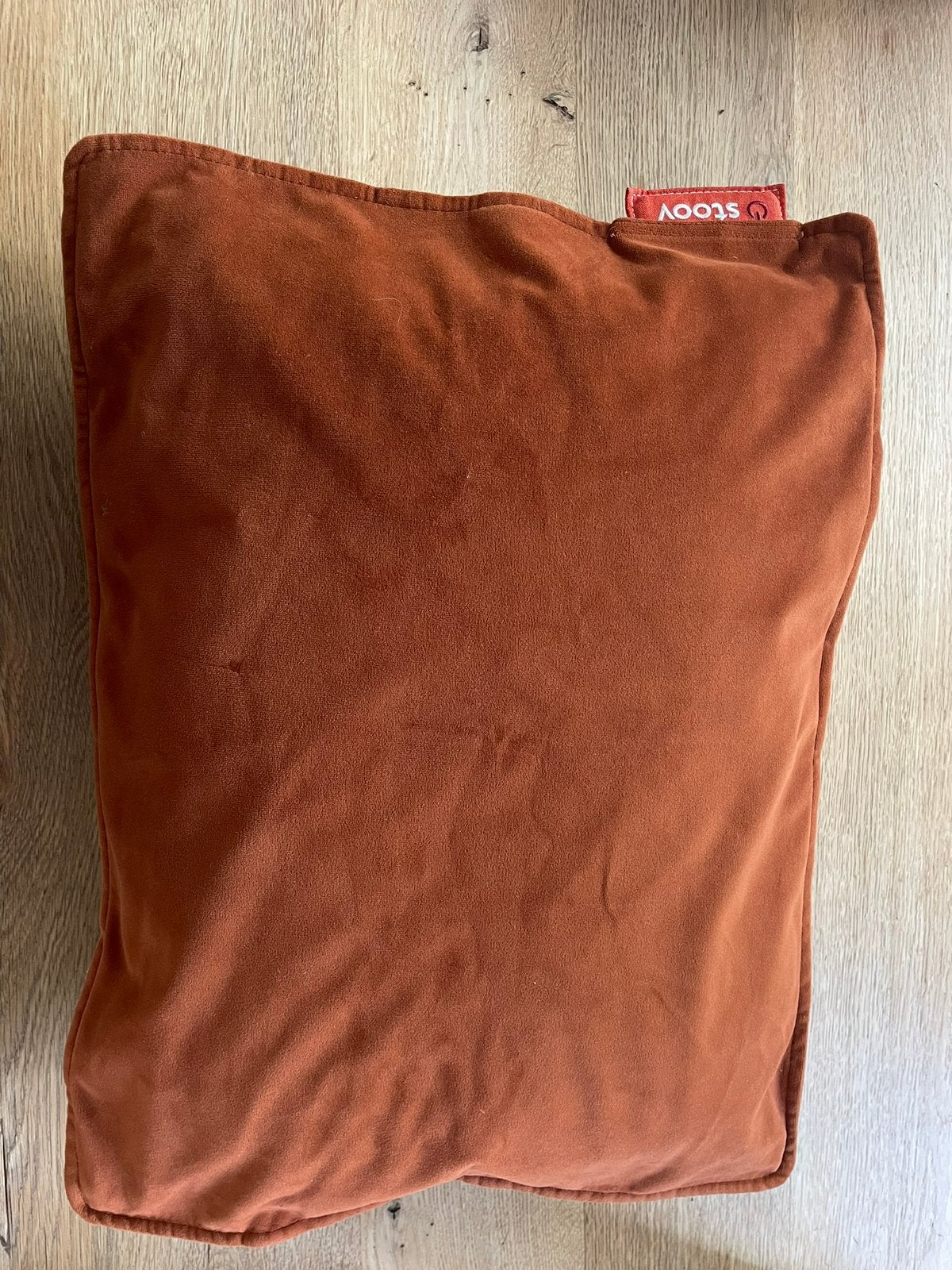 Stoov, ploov kussenhoes, Terra cotta suede/fluweel, Ophalen of Verzenden, Zo goed als nieuw, Vierkant