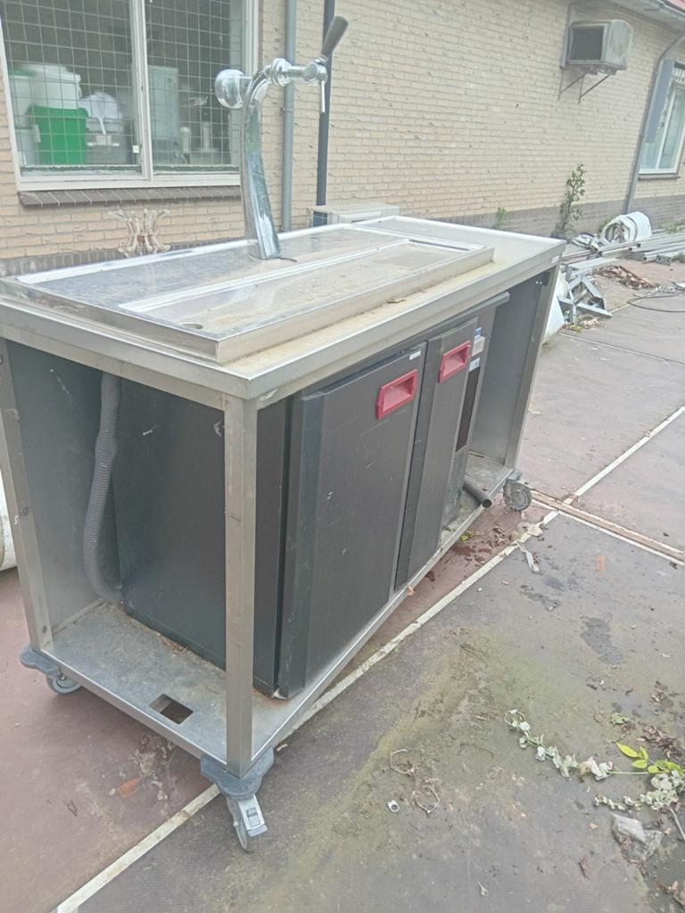 Mobiele bar met tapkraan en koeling, Ophalen of Verzenden, Gebruikt