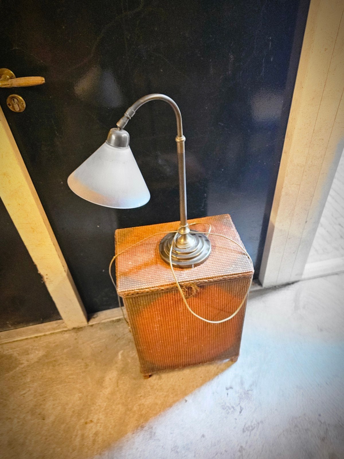 Bureaulamp, Ophalen