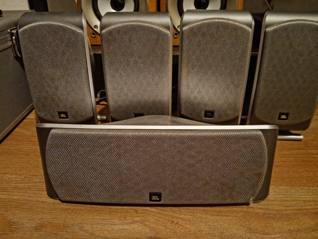 JBL setje boxen 5 totaal, Gebruikt, Speakerset, Geschikt voor surround/home cinema, Ophalen of Verzenden