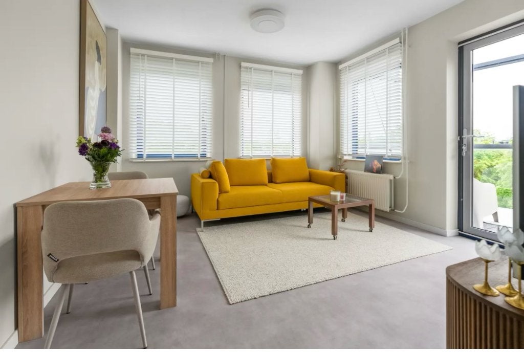 Design on Stock Aikon Lounge – Nieuwstaat, Huis en Inrichting, Ophalen, Minder dan 75 cm, Driepersoons, Zo goed als nieuw