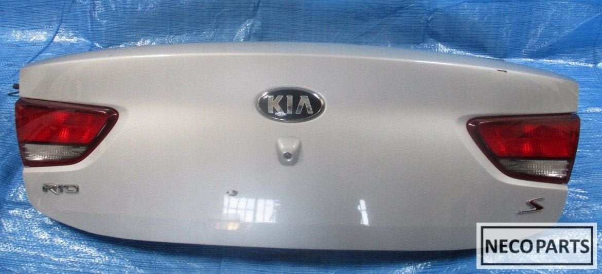 KIA RIO IV SEDAN CAMERA ACHTERKLEP LEVERBAAR!!, Auto-onderdelen, -, -, Ophalen of Verzenden, Spatbord