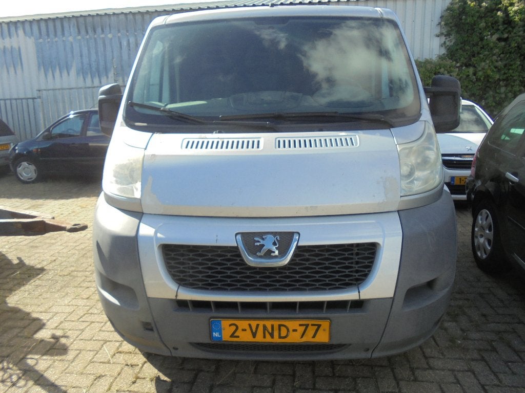 Peugeot Boxer 2.2 HDI 120 L2h1 2011Motor Schade wel rijdbaar, Auto's, Voorwielaandrijving, 4 cilinders, Origineel Nederlands, Bedrijf