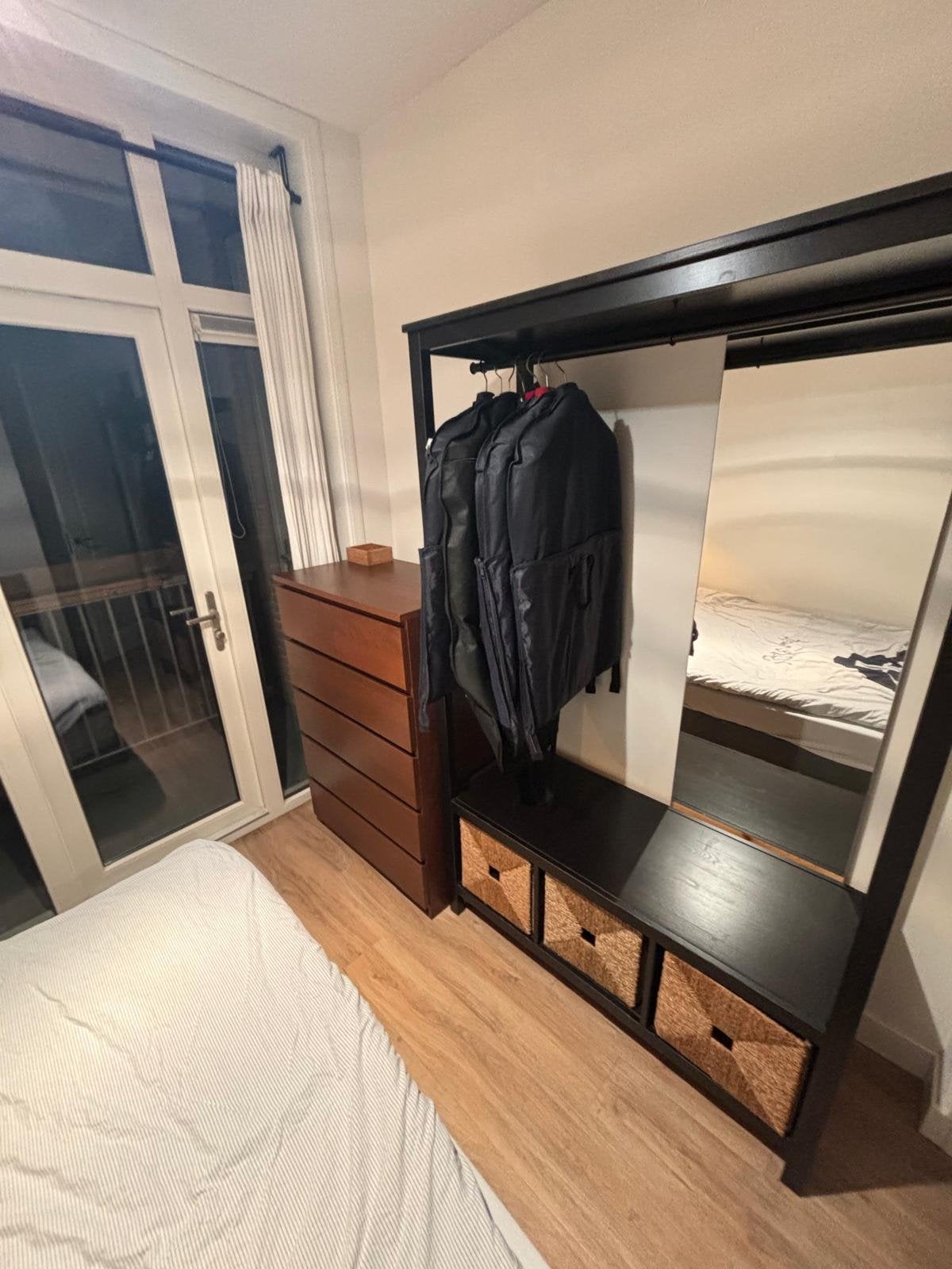 IKEA Kledingrek zwart, Ophalen, Gebruikt