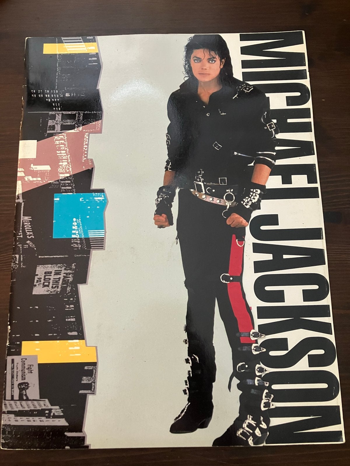Michael Jackson Bad World Tour 1988 Tourbook, Verzamelen, Verzenden, Gebruikt, Boek, Tijdschrift of Artikel