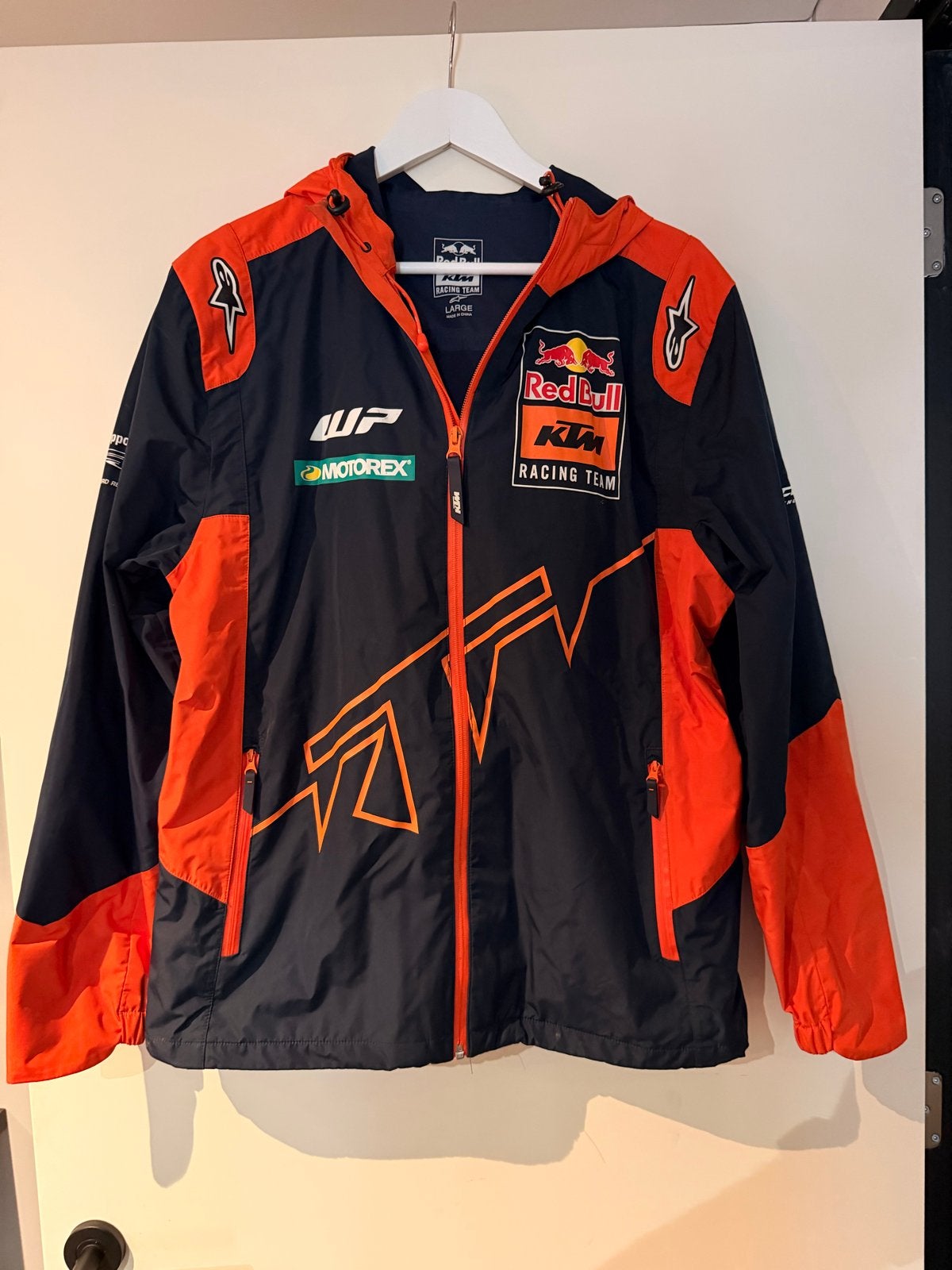 Red Bull KTM Racing Team Jas - Maat L, Ophalen of Verzenden, Zo goed als nieuw, Maat 52/54 (L), Blauw