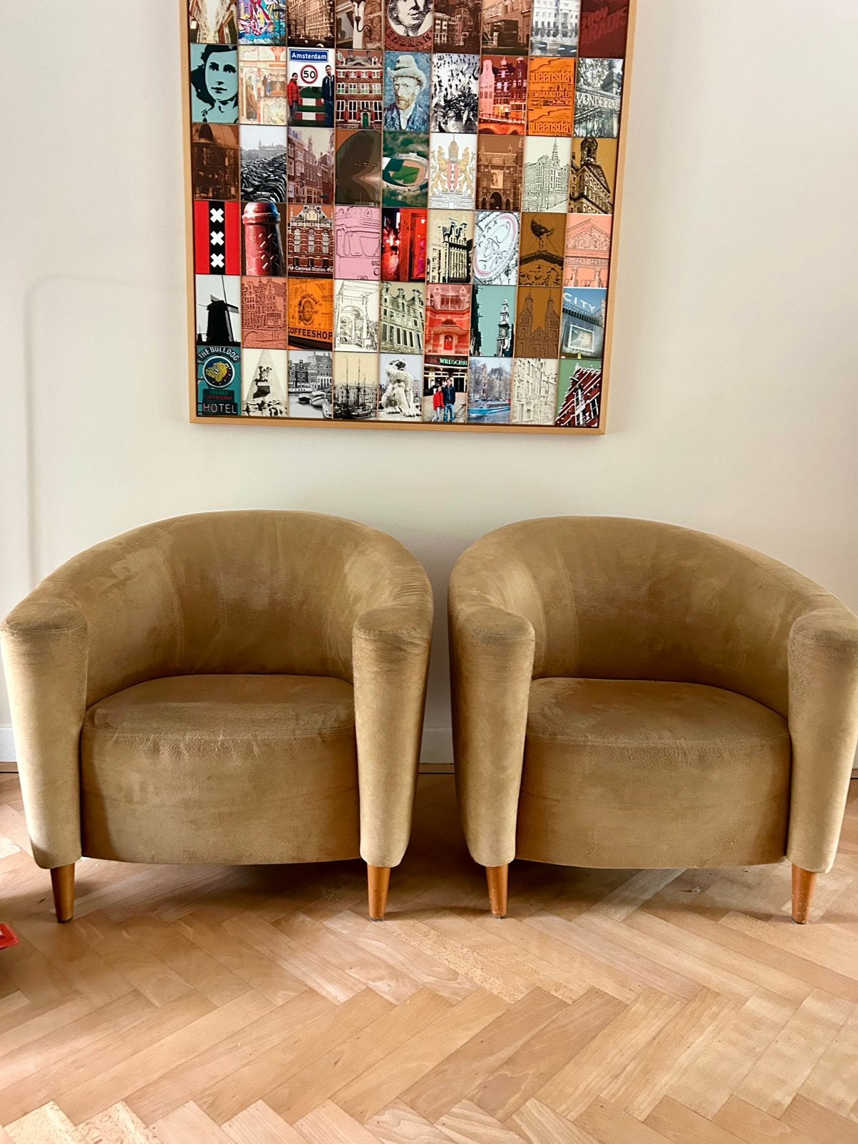 2 Arx Gelderland Milos fauteuils beige glad suede, Huis en Inrichting, Gebruikt, 75 tot 100 cm, 75 tot 100 cm, Tijdloos retro vintage