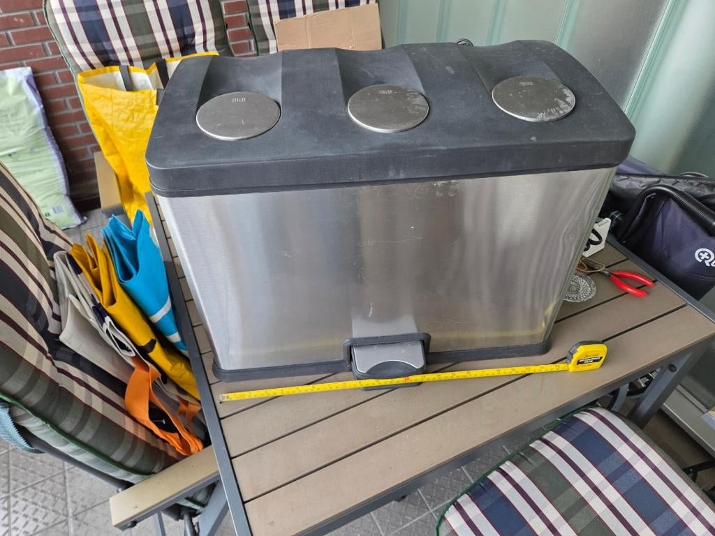 3 voudige pedaalemmer-zo goed als nieuw, Met pedaal, Ophalen of Verzenden, Metaal, Minder dan 50 cm