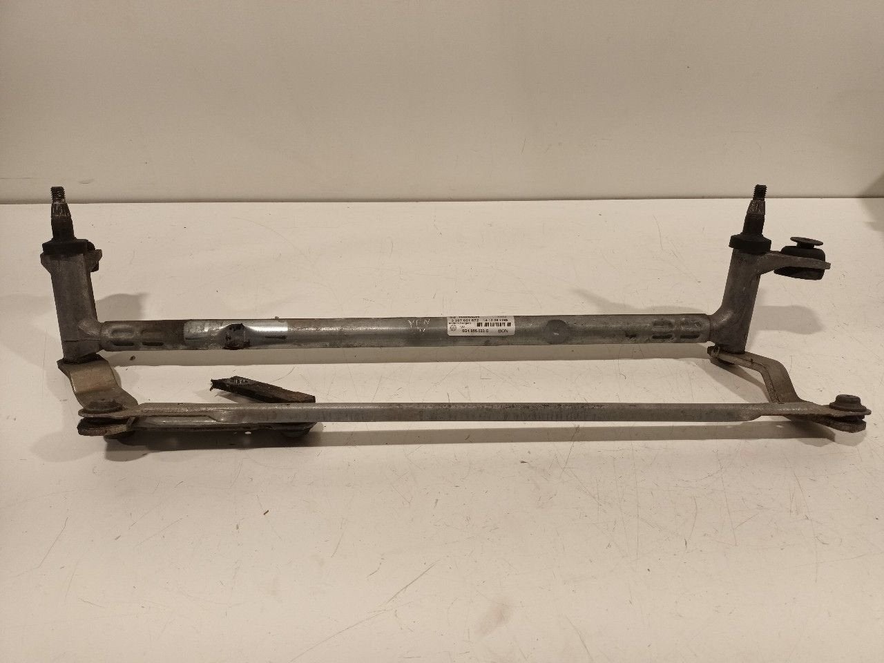 Ruitenwisser mechaniek voor Volkswagen Golf, Onderdelen@venauto.nl, Van der Ven Autorecycling B.V., Gebruikt, Ettenseweg 76, 4706 PB Roosendaal, The Netherlands