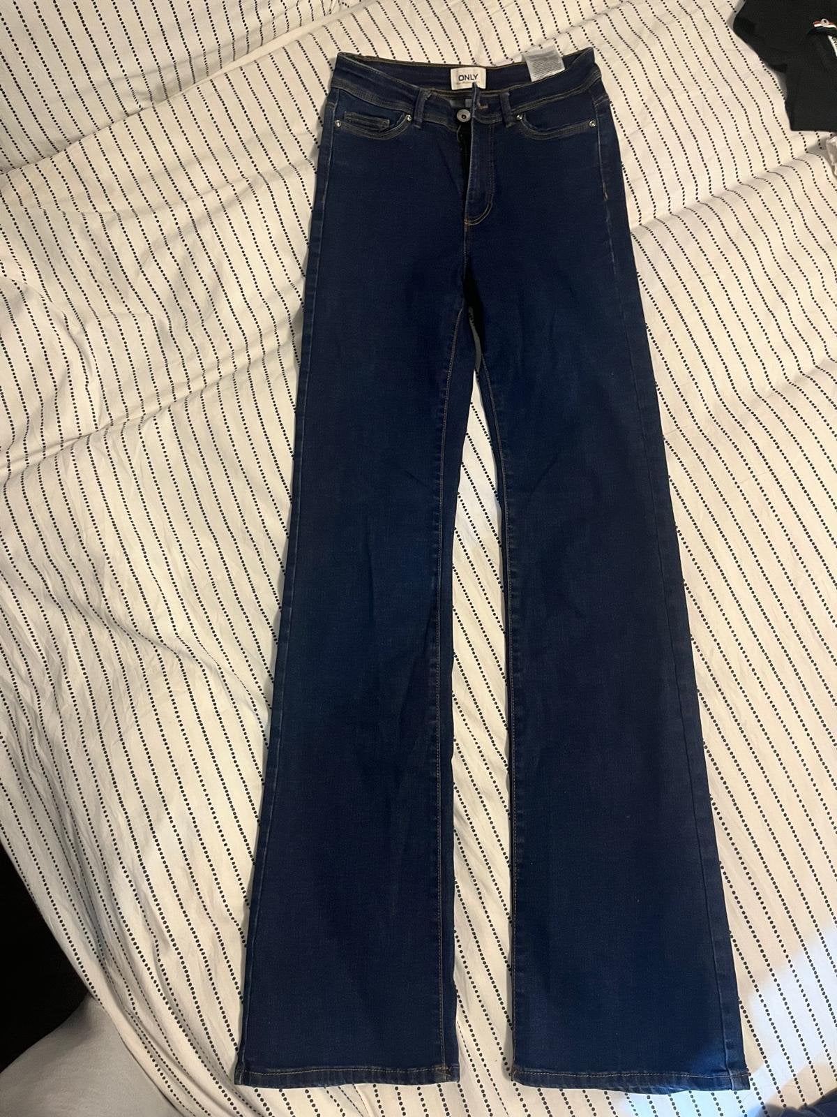 Blauwe Only flair jeans - Maat 34, Ophalen of Verzenden, Blauw, W27 (confectie 34) of kleiner