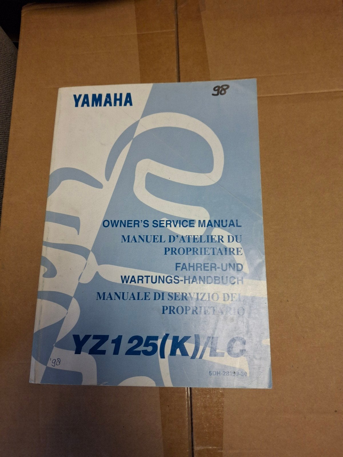Yamaha YZ125(K)/LC Owner's Service Manual 1998, Ophalen of Verzenden