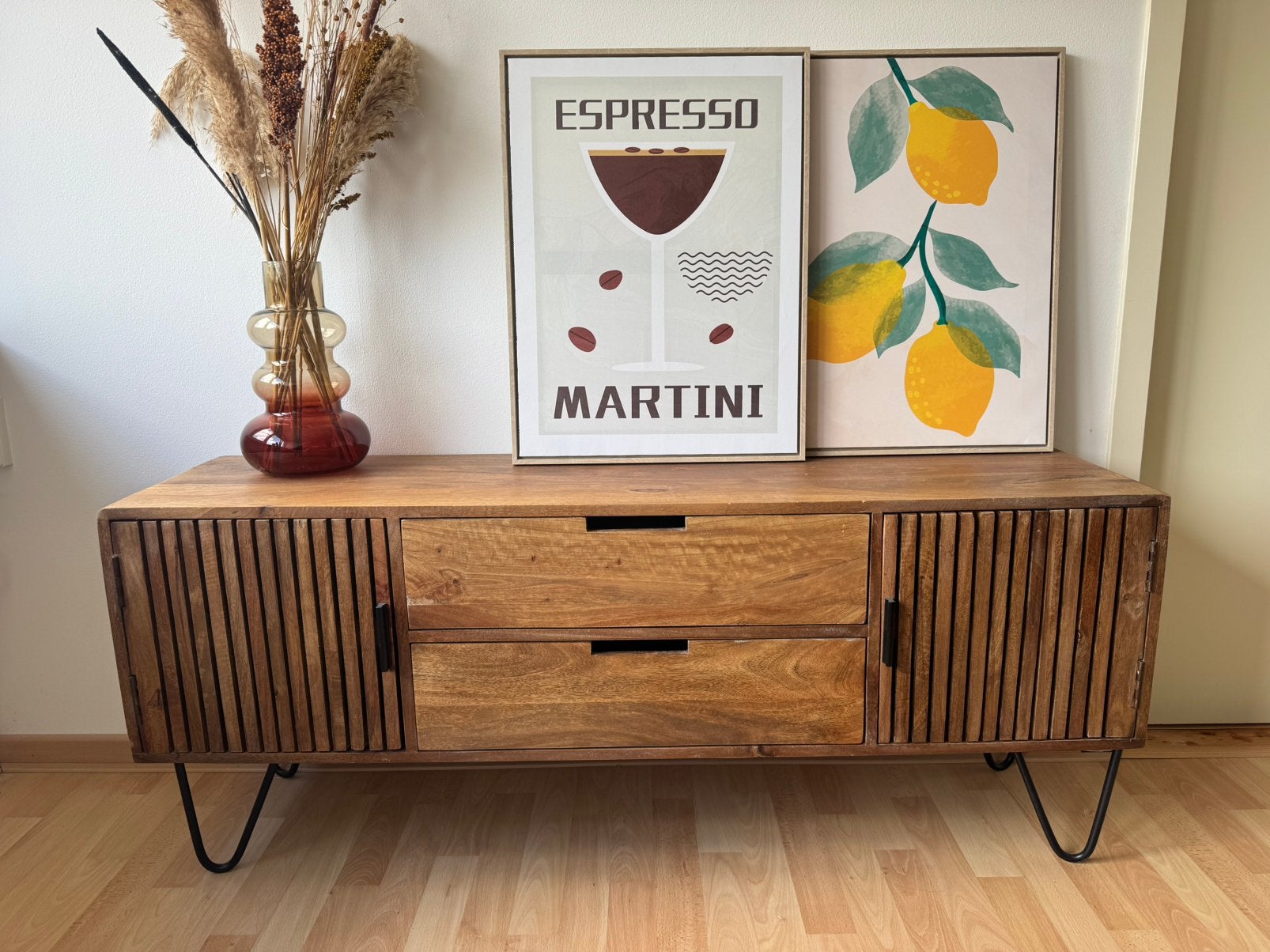 Tv meubel 135cm mangohout, Ophalen, 100 tot 150 cm, Zo goed als nieuw, Minder dan 100 cm