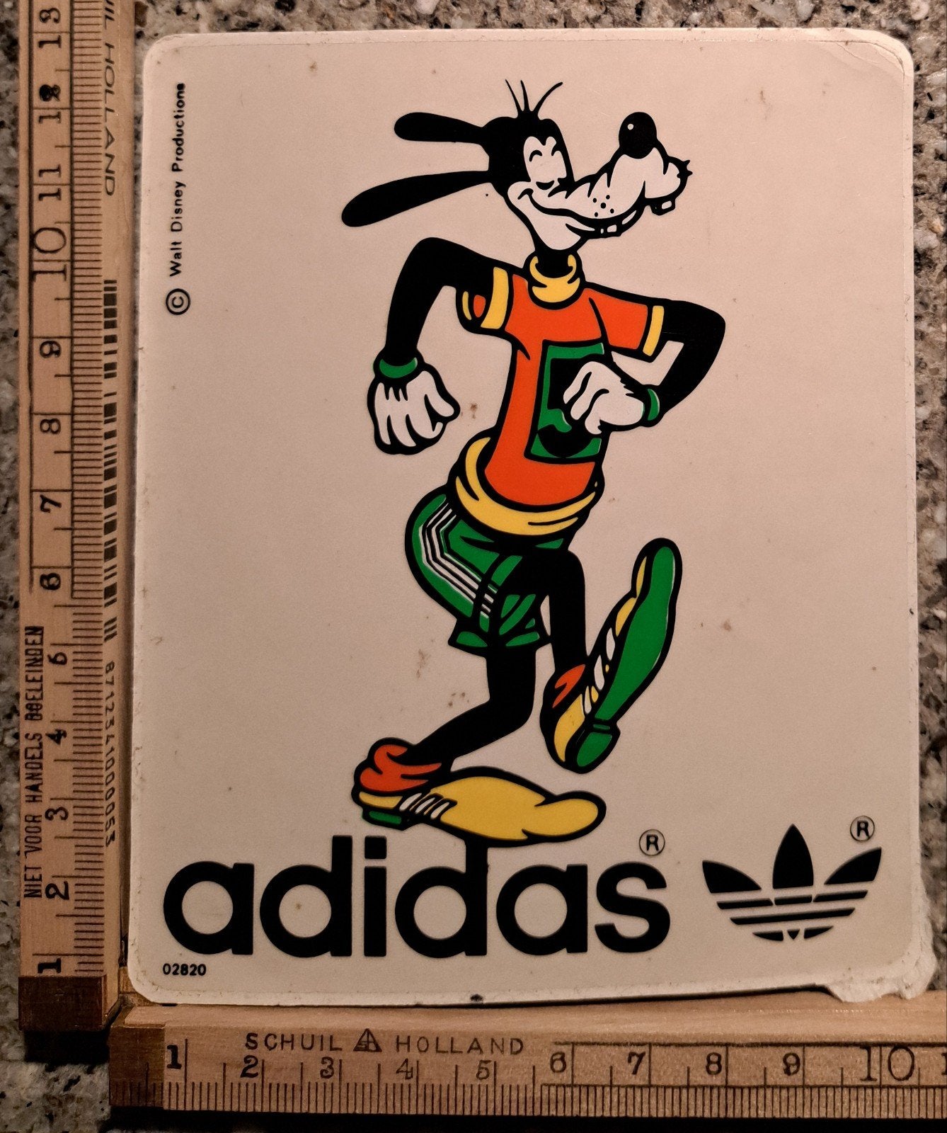 Vintage sticker Goofy hardlopen atletiek Adidas logo, Ophalen of Verzenden, Zo goed als nieuw, Strip of Tekenfilm