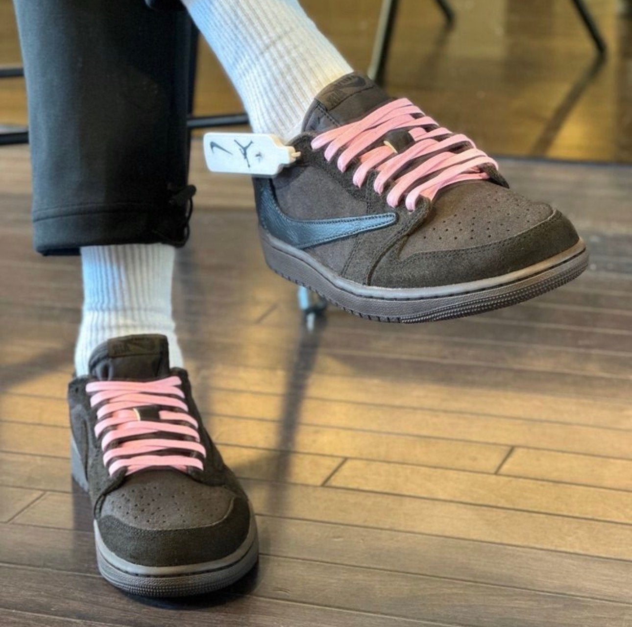 Nike Travis Scott Jordan 1 Low Reverse Mocha, Verzenden, Nieuw, Bruin, Sneakers of Gympen
