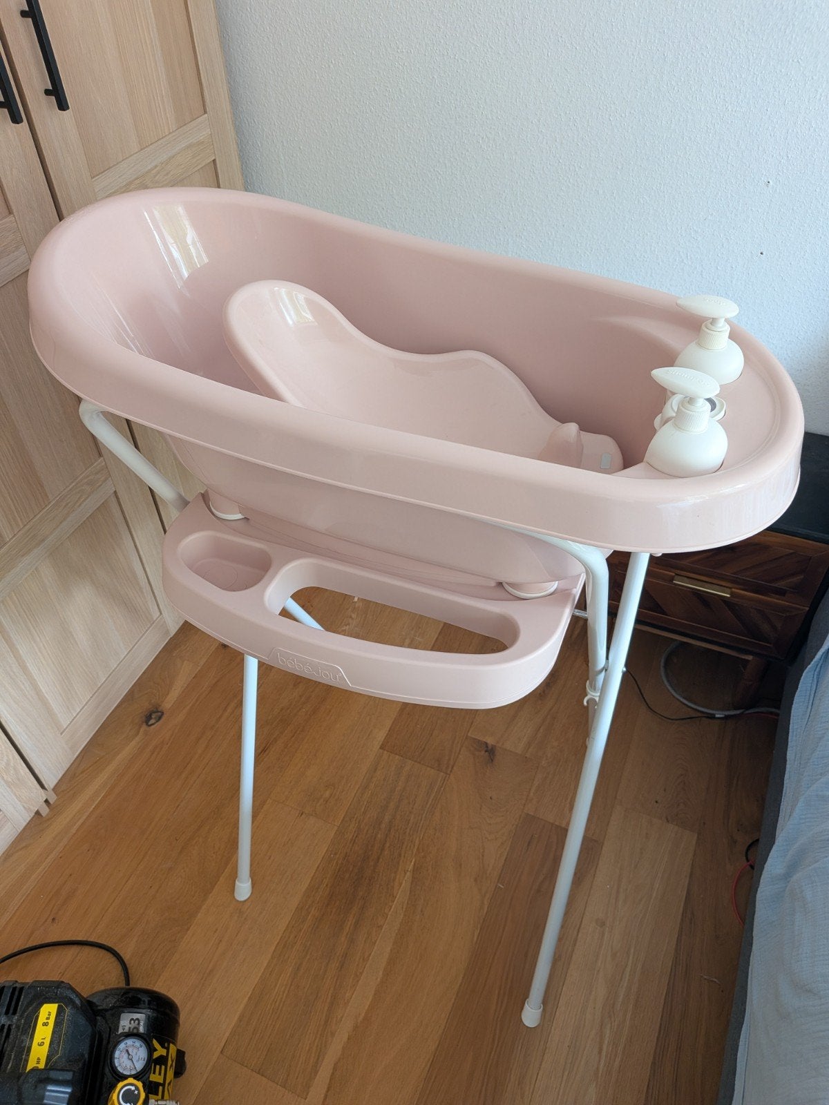 Bebé-Jou click babybadset roze - zo goed als nieuw, Ophalen, Zo goed als nieuw, Badje, Bébé-jou