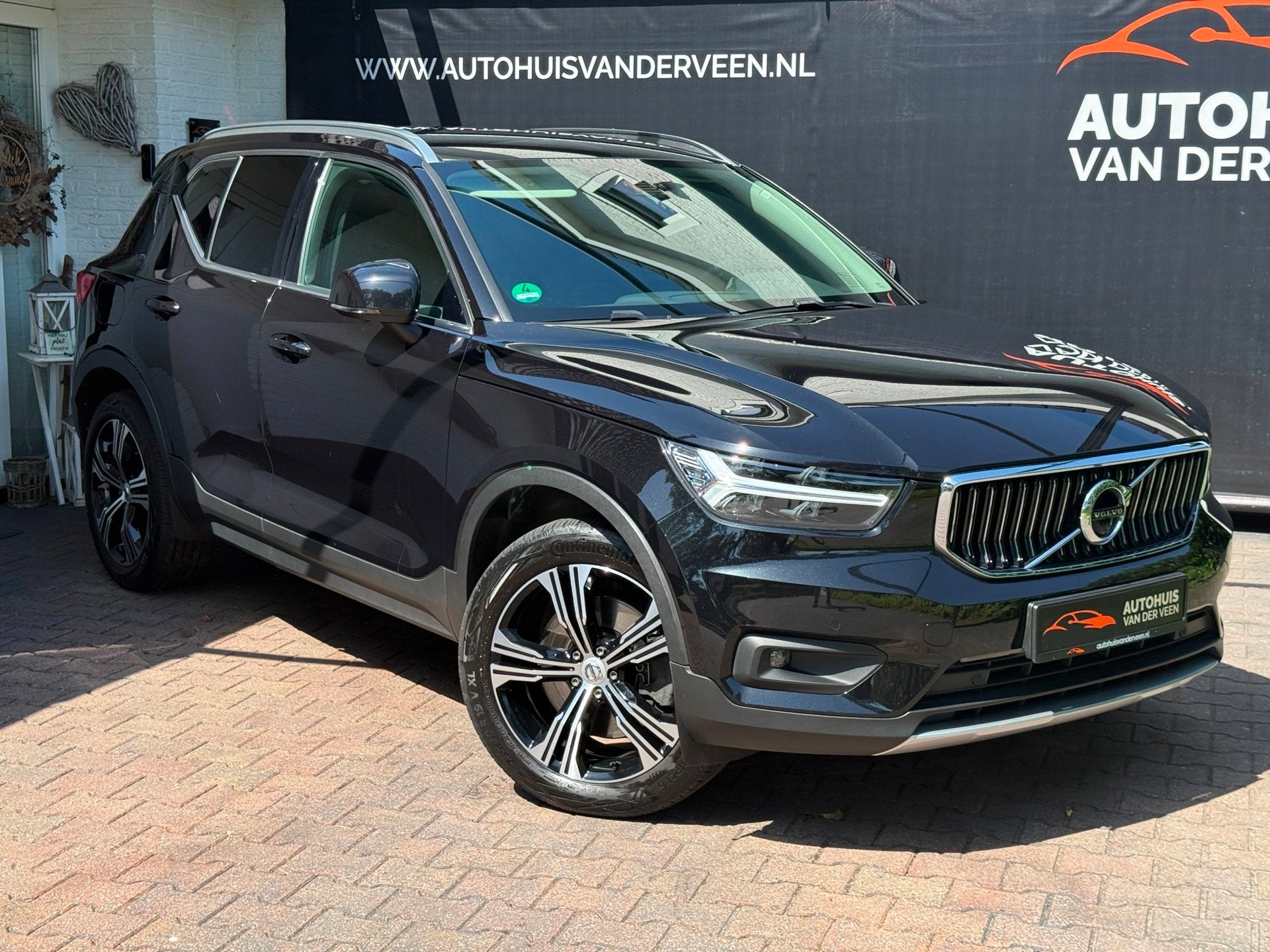 Volvo XC40 1.5 T5 Recharge Inscription, ACC/Trekhaak/Leer/19, Auto's, Zwart, Bedrijf, Grijs, Hybride Elektrisch/Benzine