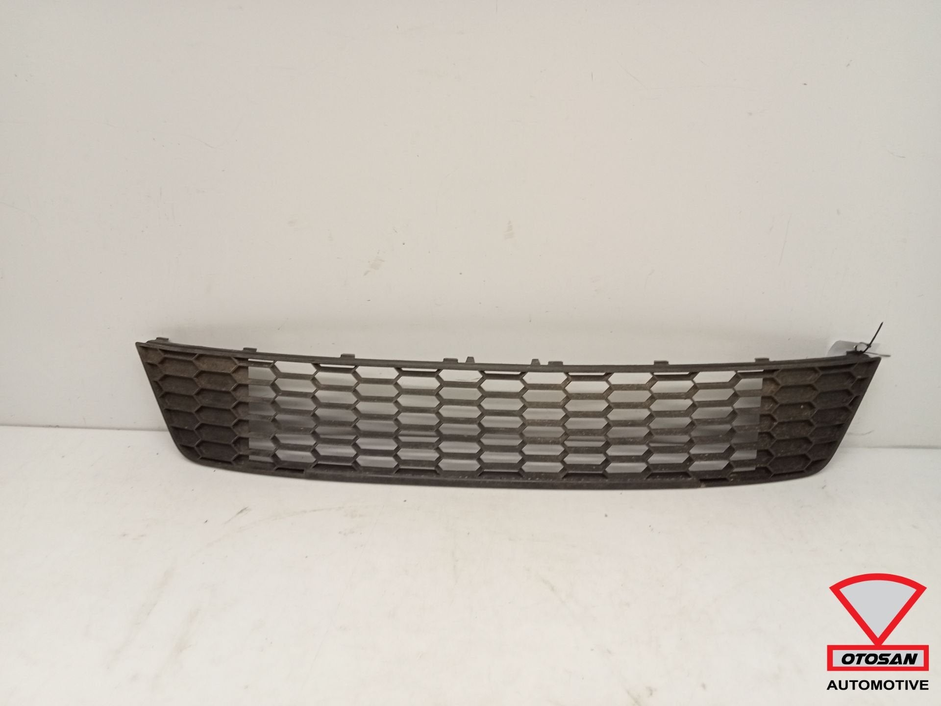 Skoda Octavia 3 RS Voorbumper Rooster Midden 5E0853677B