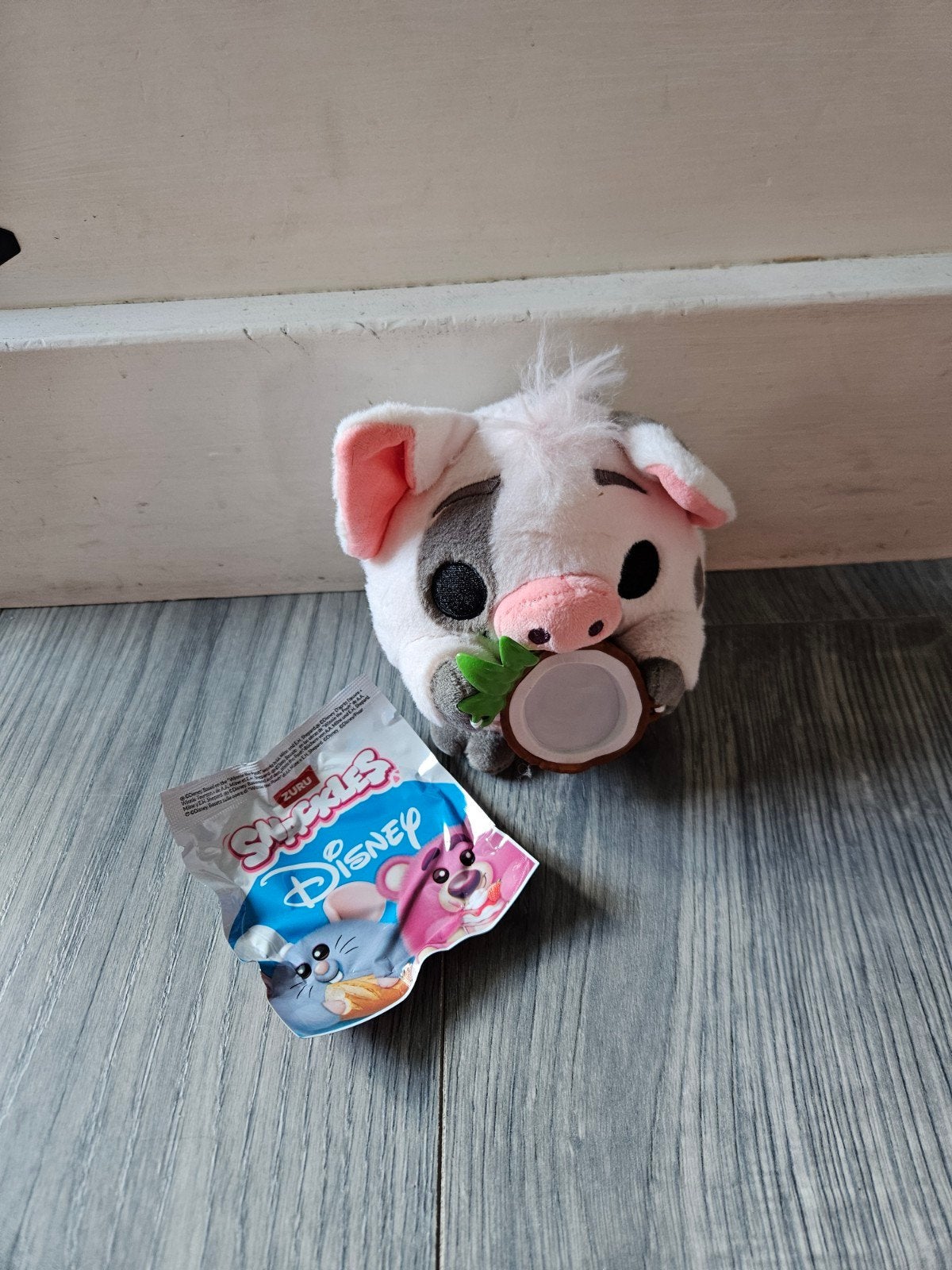 ZURU Disney Snackles Pua Knuffel Moana Varken met Kokosnoot, Overige merken, Disney, Overige typen, Nieuw
