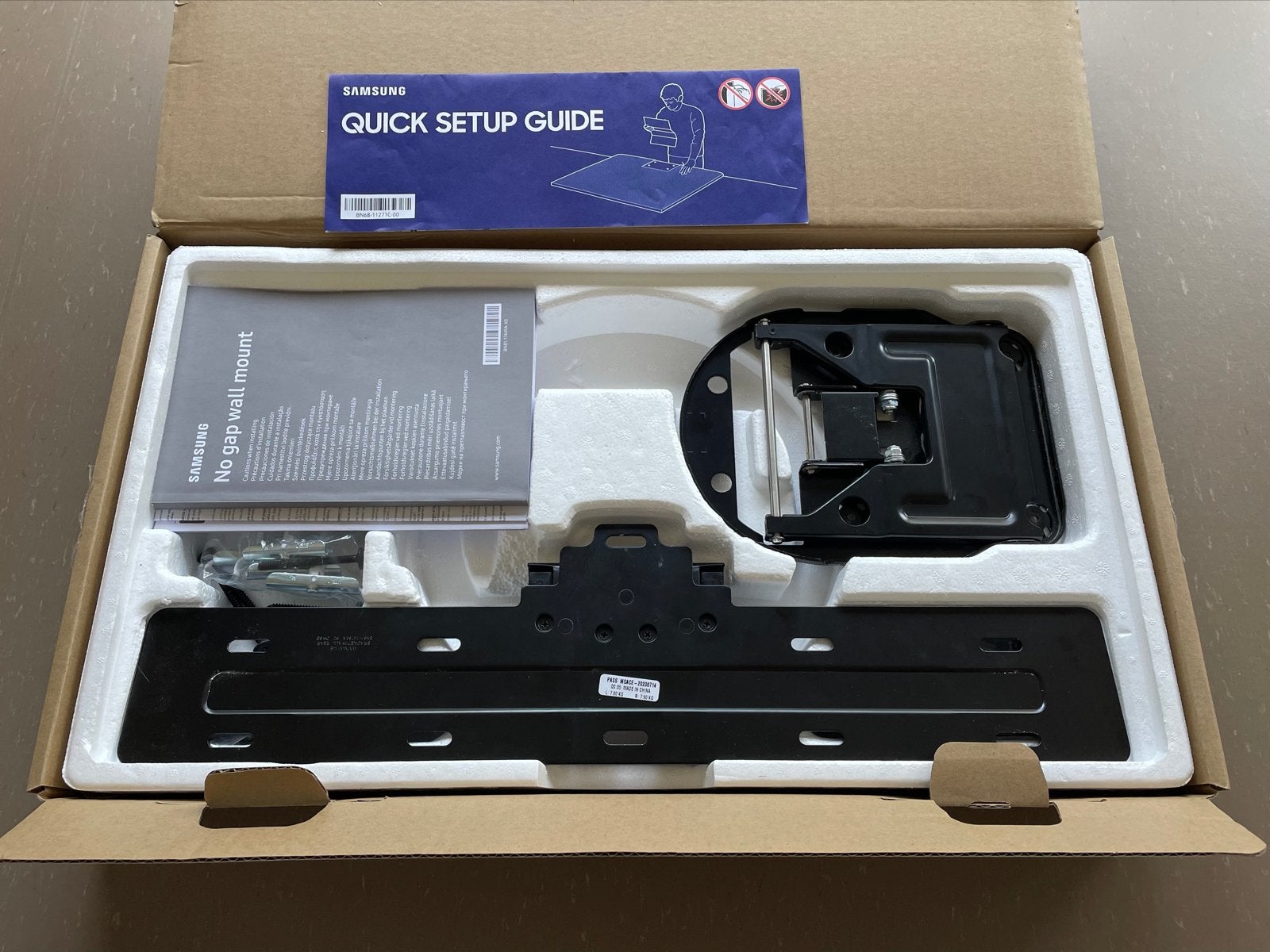 Samsung No Gap Wall Mount voor Flat & Curved TV's, Ophalen, Zo goed als nieuw