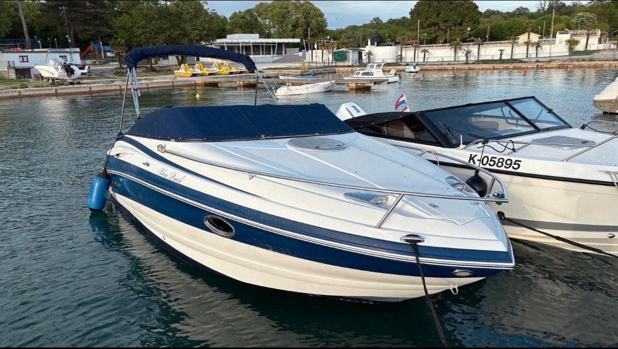 Crownline 230 CCR | 5.7 V8 300 PK | Full Options | Trailer, Watersport en Boten, Gebruikt, Binnenboordmotor, Walstroom, Speedboot