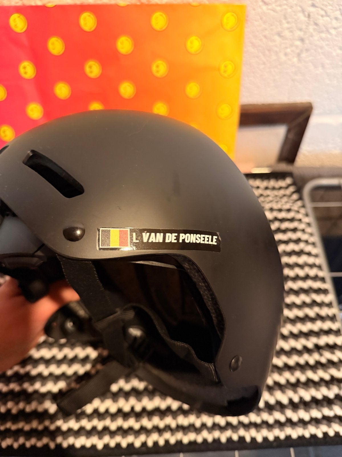 Giro Fietshelm Zwart - Zo goed als nieuw, Ophalen of Verzenden, Zo goed als nieuw, Overige maten, Heer of Dame