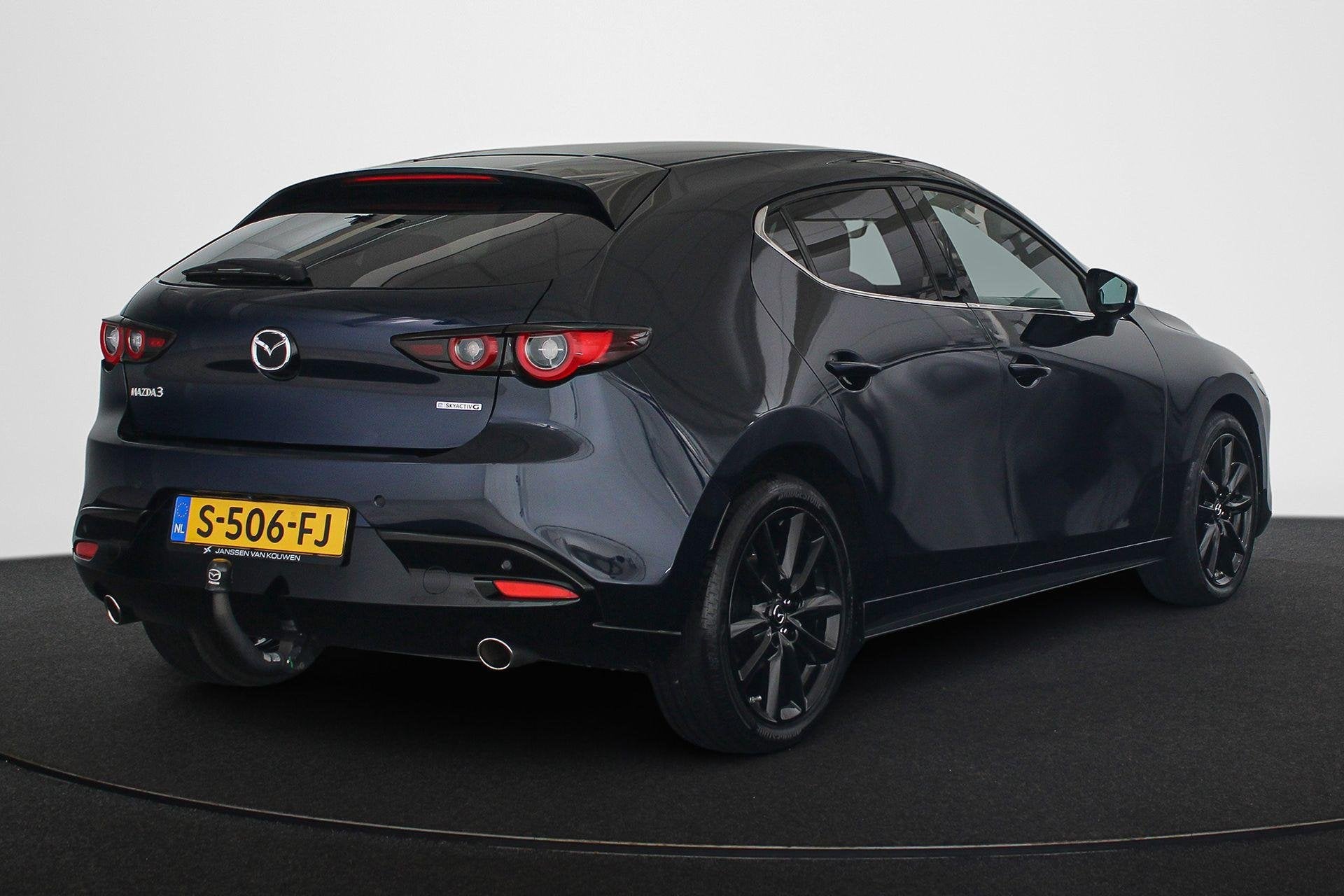 Mazda 3 2.0 e-SkyActiv-G M Hybrid 150 Sportive Trekhaak BOSE, Auto's, Mazda, Voorwielaandrijving, 1998 cc, Stof, Gebruikt
