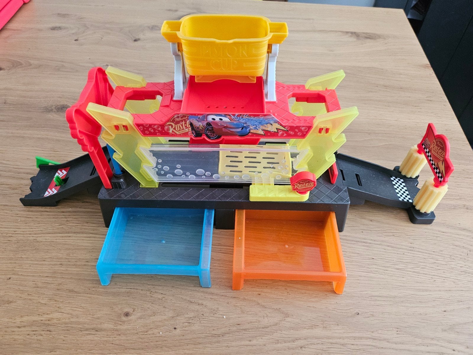 Pixar Cars colour carwash, Ophalen, Overige figuren, Beeldje of Figuurtje