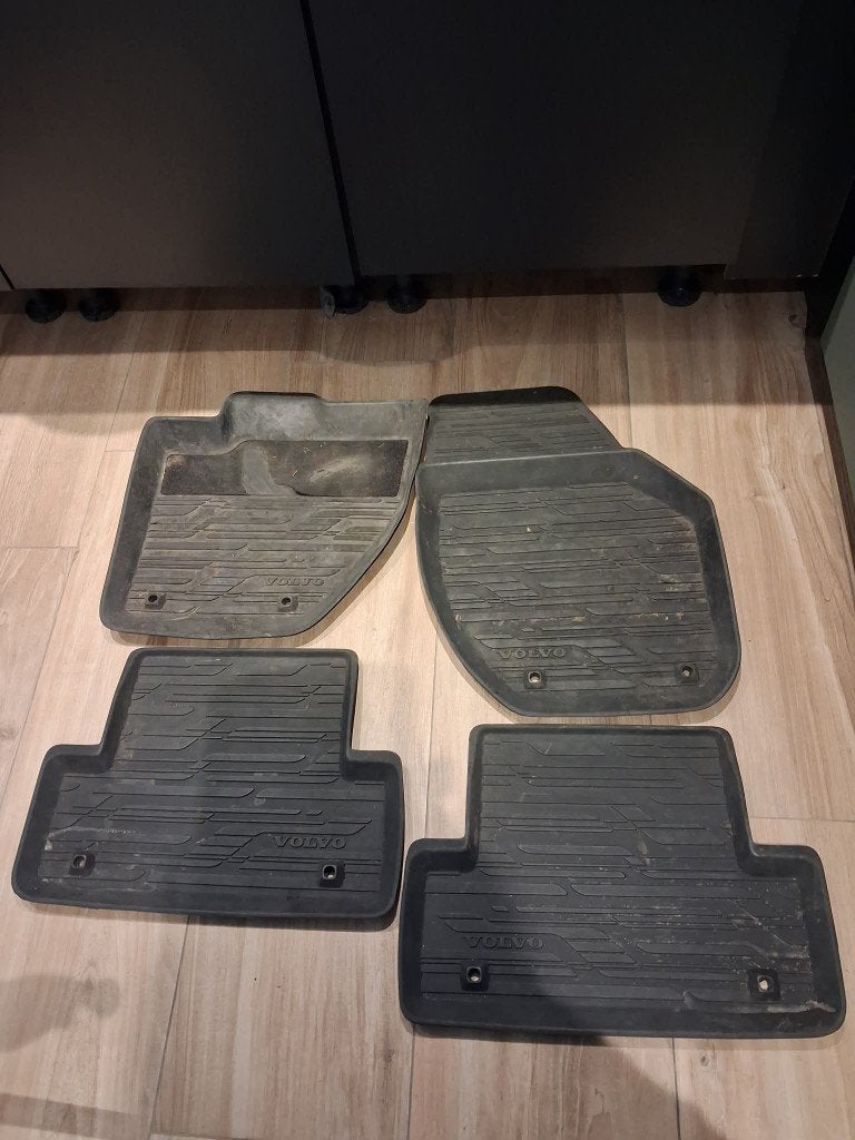 ALL Weather automatten Volvo V40, Auto diversen, Automatten, Ophalen of Verzenden, Gebruikt