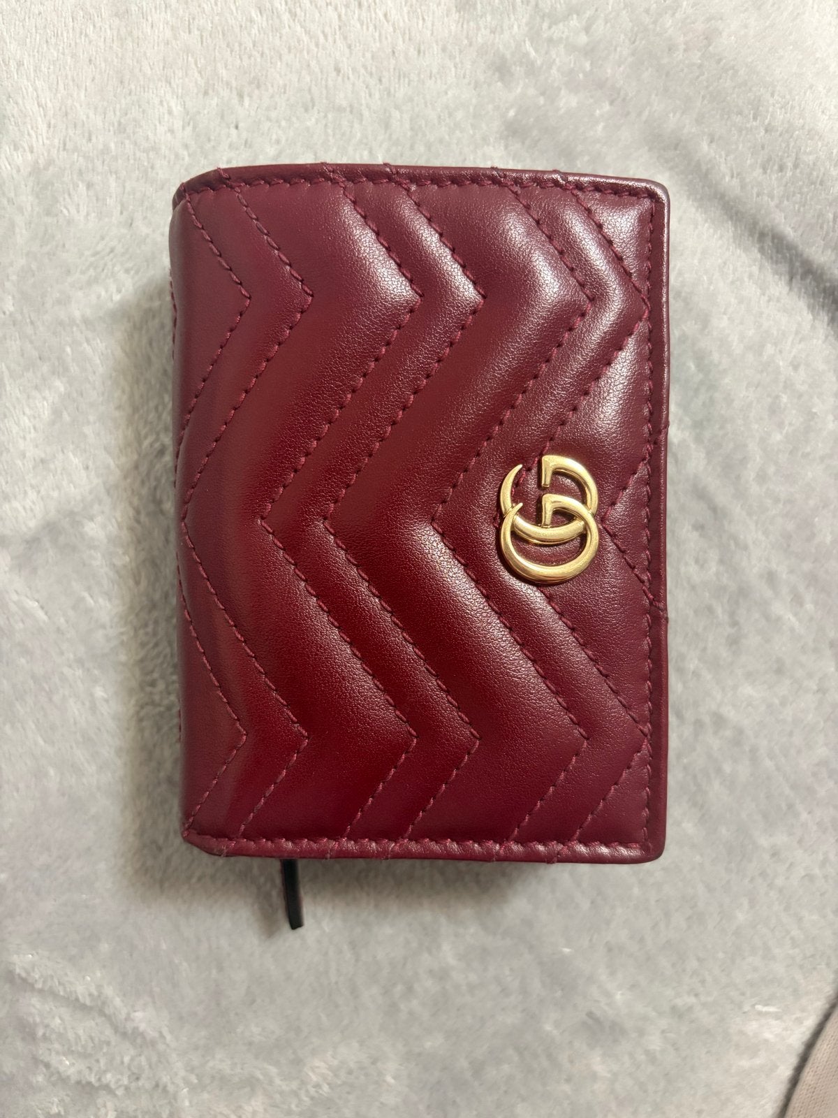 Gucci GG Marmont kleine portemonnee - Bordeauxrood, Overige merken, Ophalen of Verzenden, Zo goed als nieuw, Leer