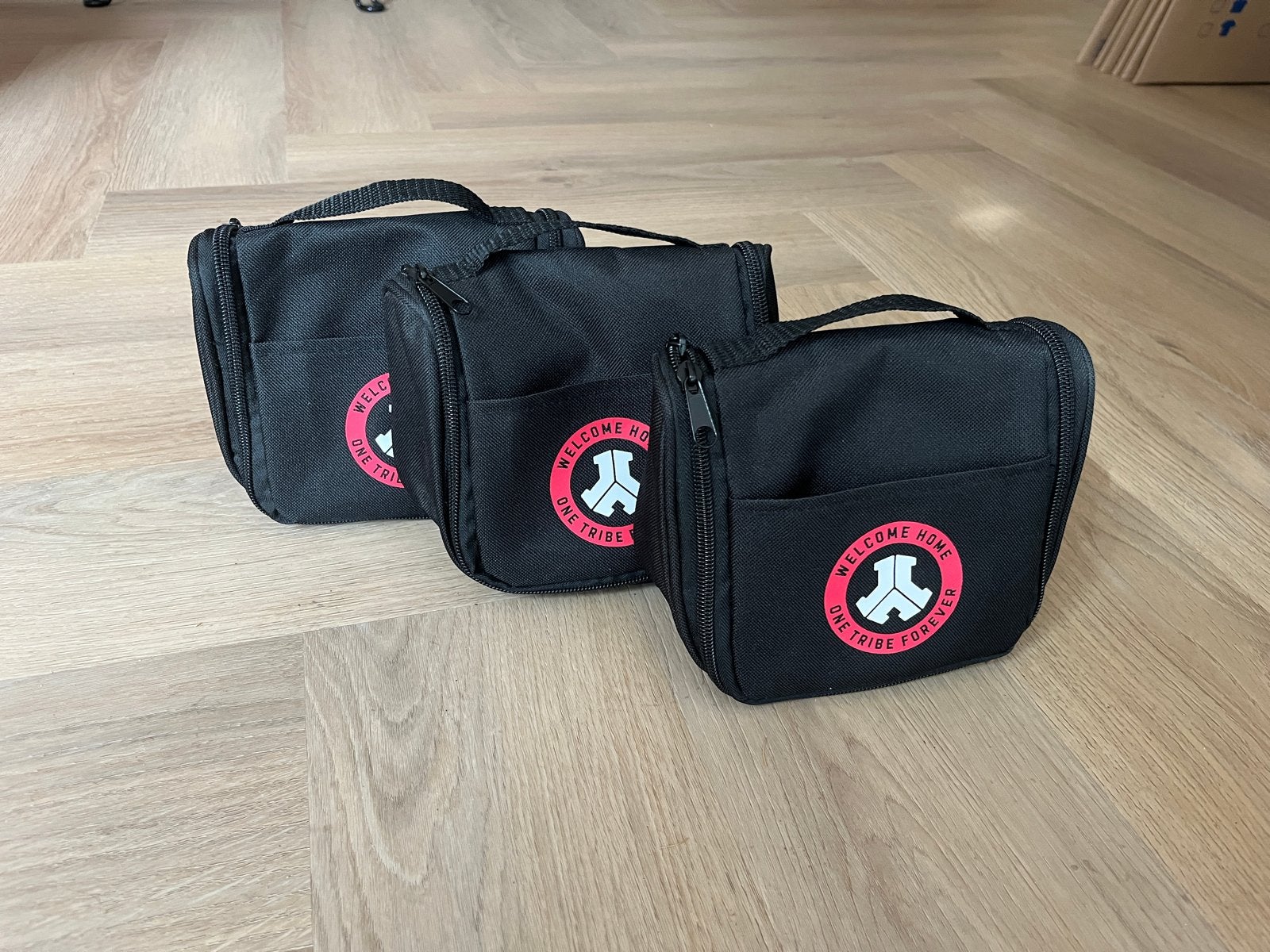 Defqon.1 Toilettas - Nieuw - Collectors Item, Ophalen of Verzenden, Nieuw, Zwart, Heer of Dame