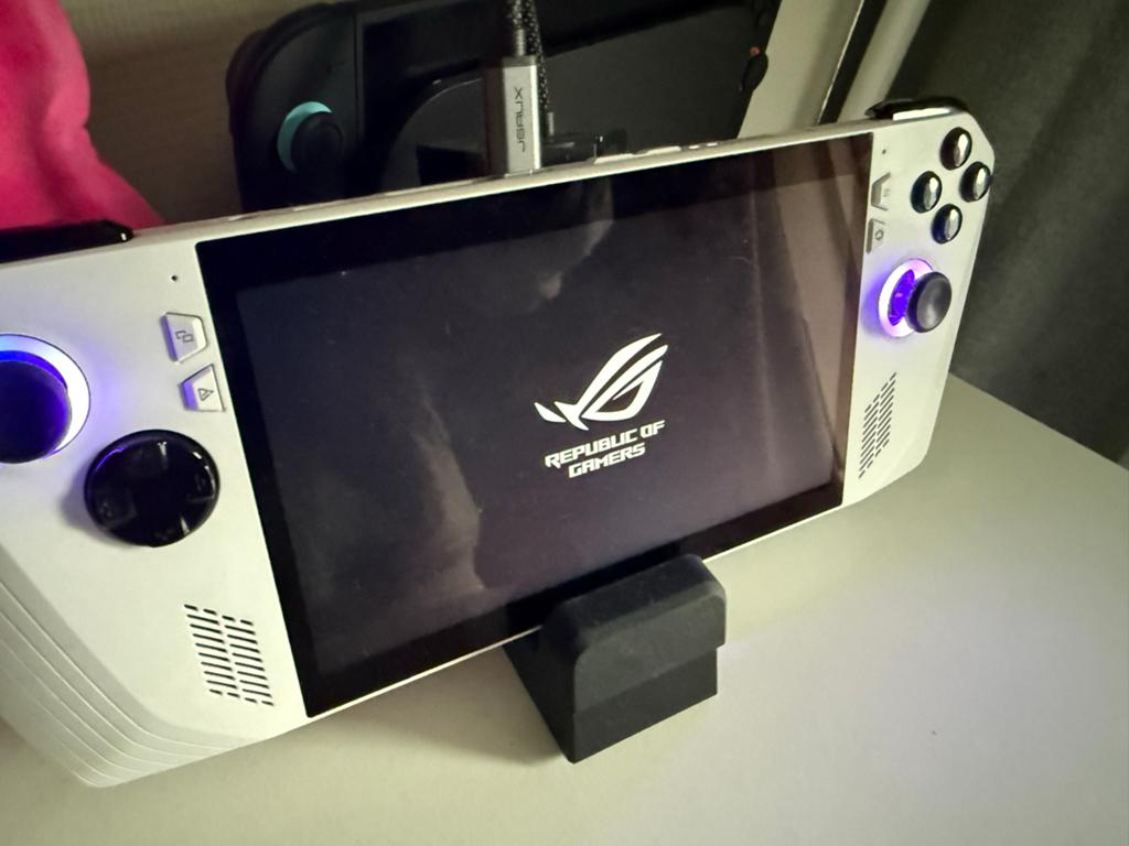 ASUS ROG Ally 512GB Handheld Gaming PC, Spelcomputers en Games, Games | Pc, Zo goed als nieuw, Overige genres, 1 speler, Ophalen