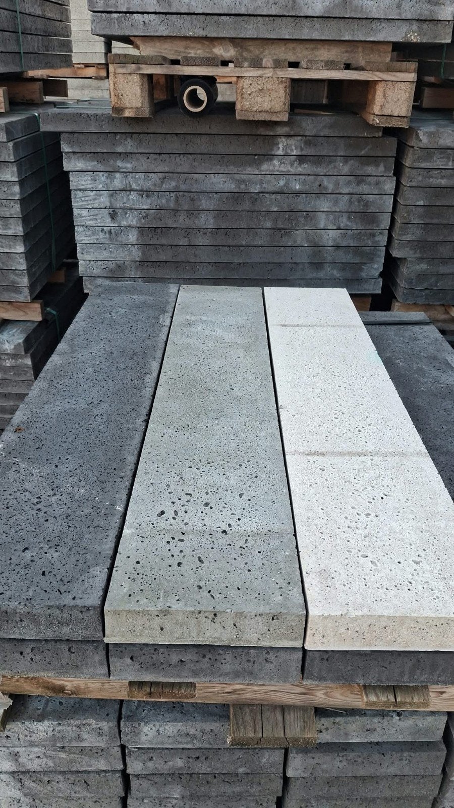 Oud-Hollandse opsluiting 100x20x5 cm antraciet, Ophalen, Nieuw, 10 m² of meer, Beton