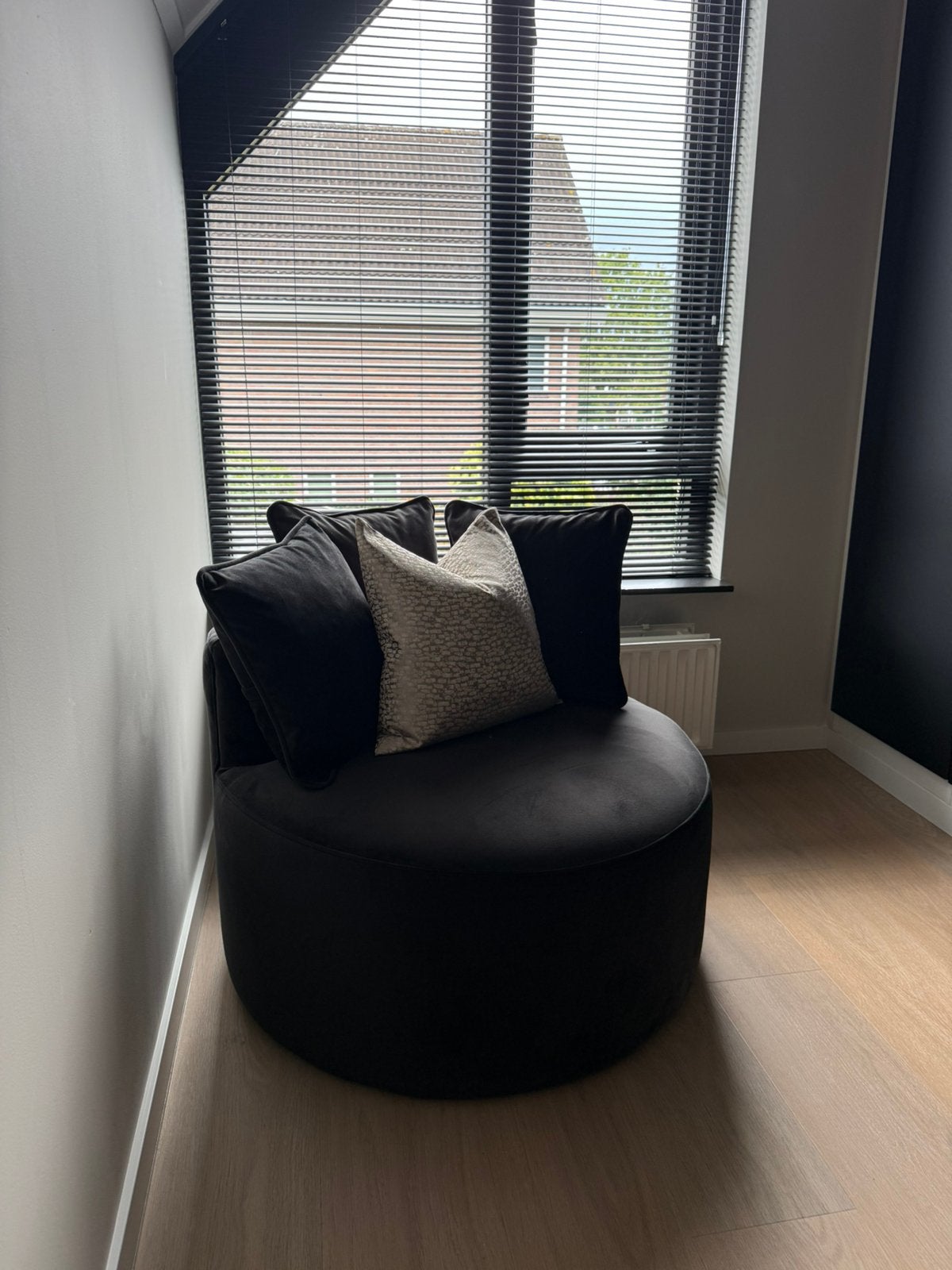 Luxe Dubbelman Design Zwarte Velvet Fauteuil, Ophalen, Zo goed als nieuw