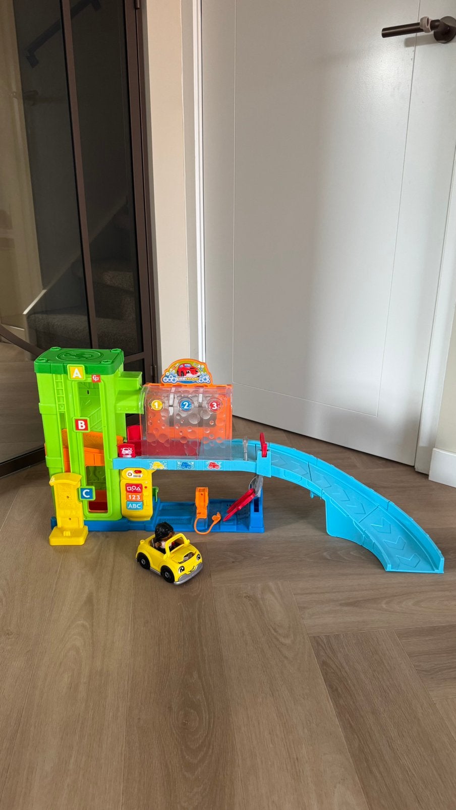 Fisher-Price Little People Wasstraat/Garage, Ophalen, Zo goed als nieuw, Speelset