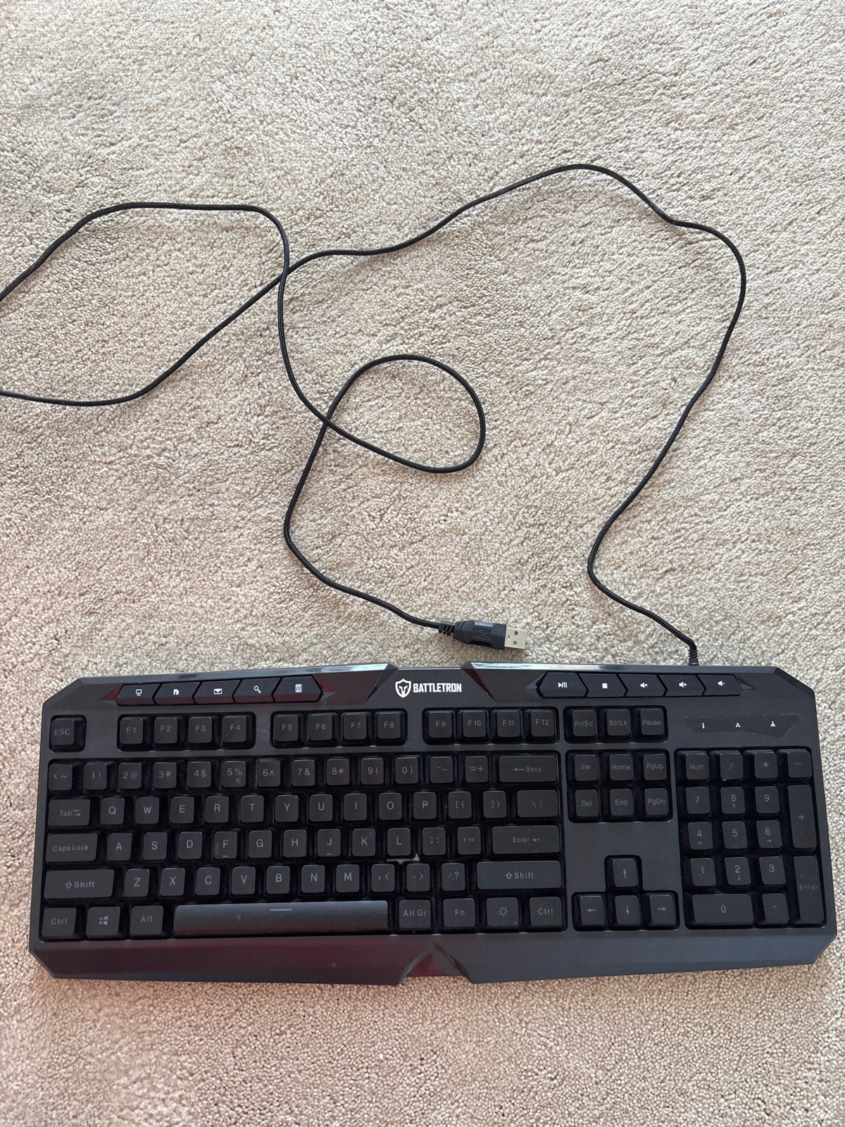 Battletron bedraad gaming toetsenbord, Computers en Software, Toetsenborden, Gebruikt, Qwerty, Bedraad, Gaming toetsenbord, Ophalen of Verzenden