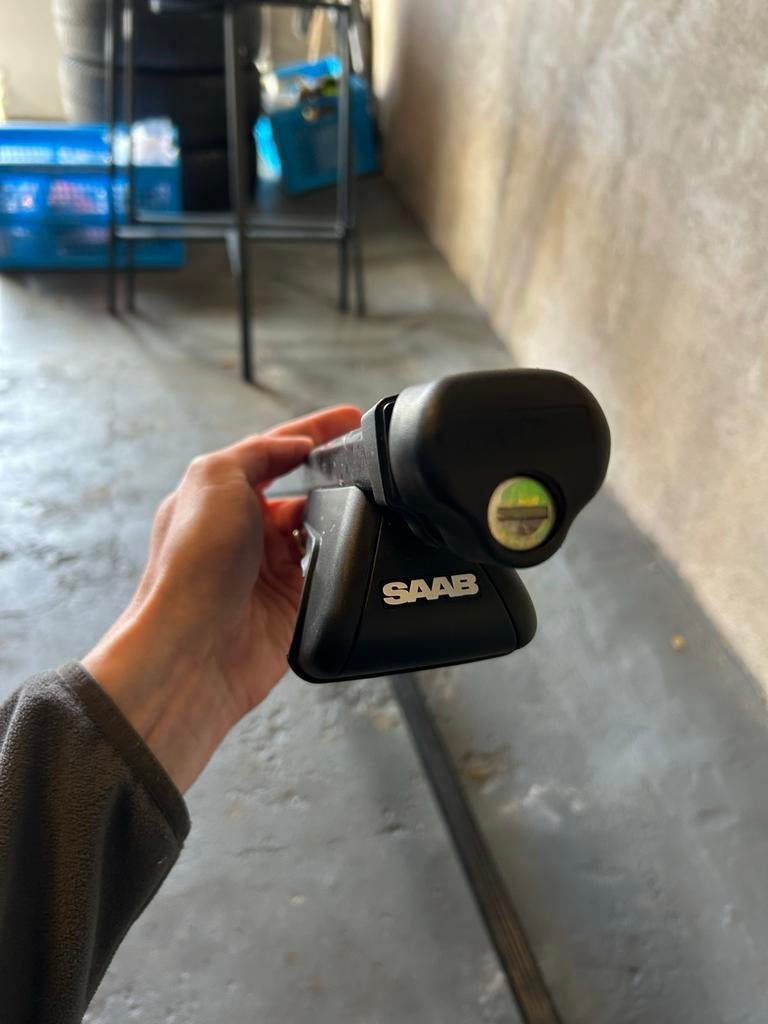 Saab (Thule) 9-5 dakdragers met sleutel, Ophalen, Gebruikt