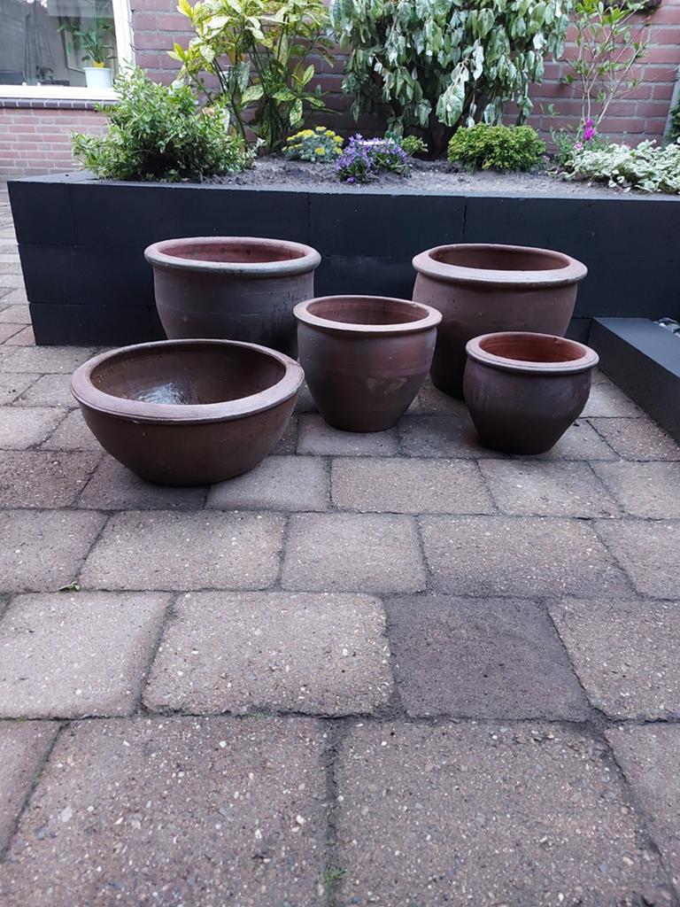 Set van 5 stenen buiten bloempotten, diverse maten, Ophalen, Steen, Gebruikt, Minder dan 30 cm