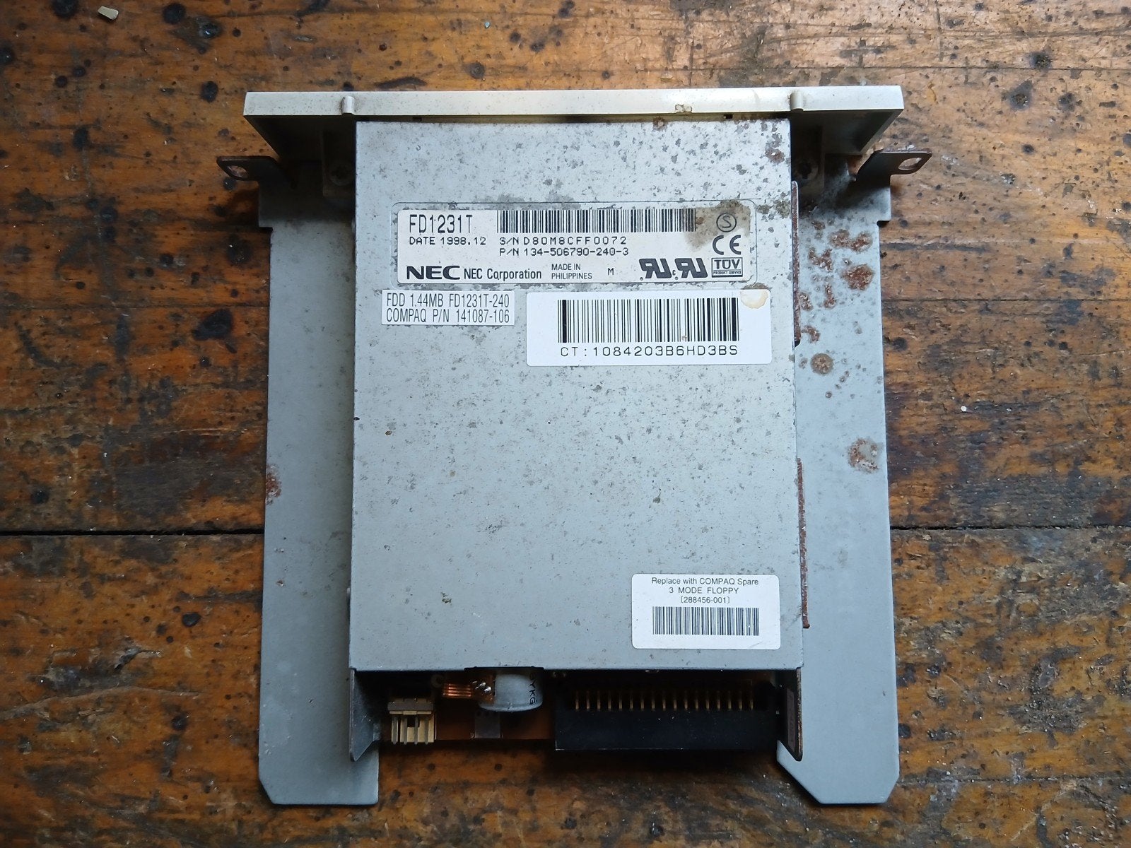 NEC FD1231T Floppy Disk Drive 1.44MB - Intern, Computers en Software, Intern, Gebruikt, Ophalen of Verzenden, Onbekend, zie label voor land van herkomst: Philippines