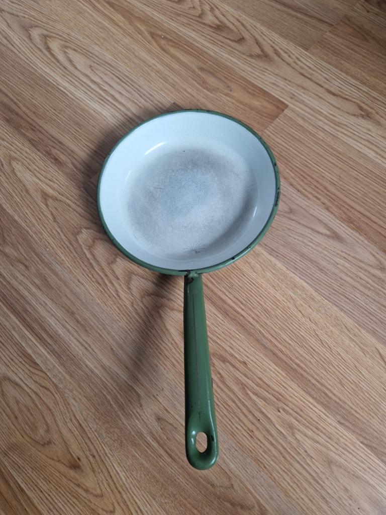 Reseda groene koekenpan, Antiek en Kunst, Antiek | Emaille, Ophalen of Verzenden