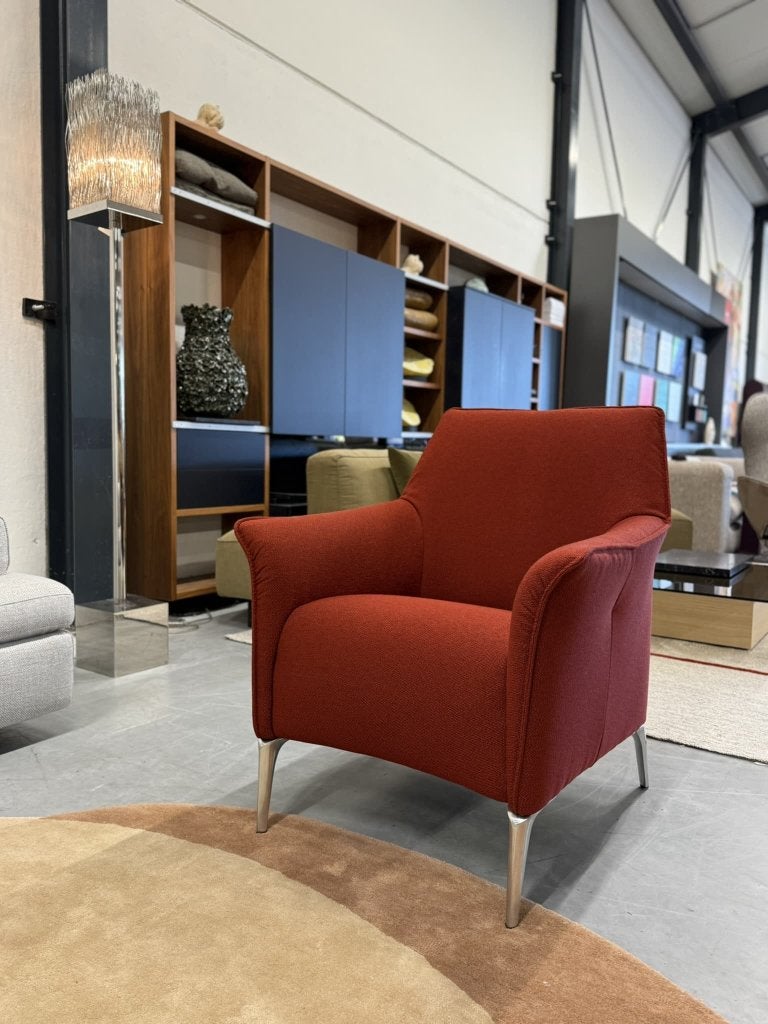 Nieuw Leolux Mayuro Fauteuil rood stof Design stoel, Leolux, Info@leolux.nl, Minder dan 75 cm, Nieuw