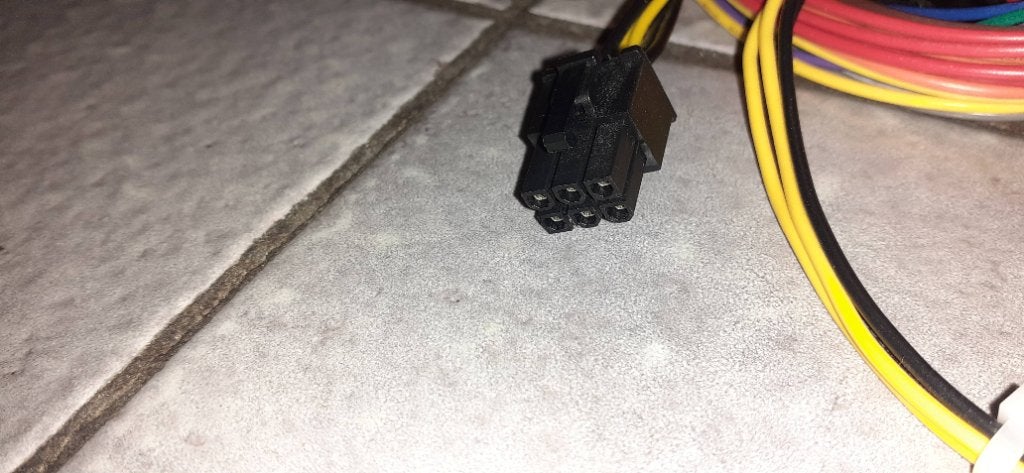 Foto 4 van Voeding voor PC - Goede staat