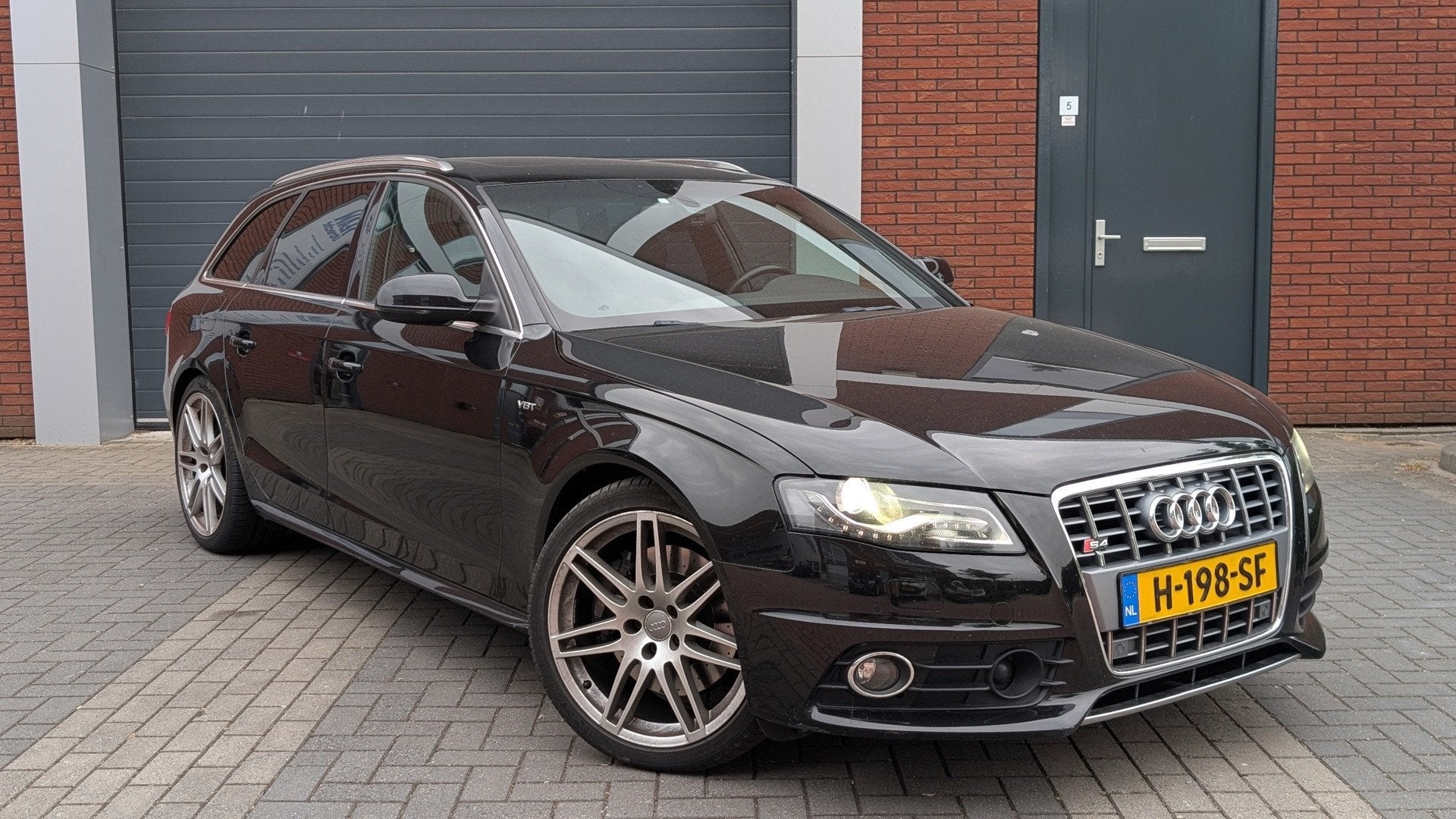 Audi A4 Avant 3.0 TFSI S4 quattro, Auto's, Automaat, Euro 5, Gebruikt, Zwart
