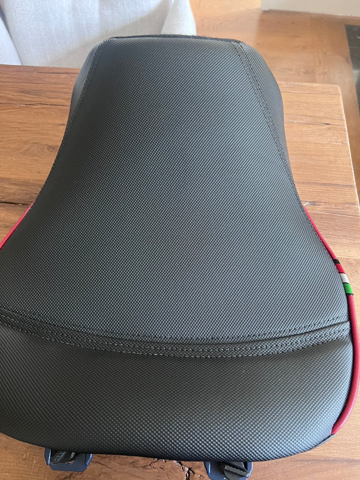Foto 5 van Ducati Multistrada Sargent Seat