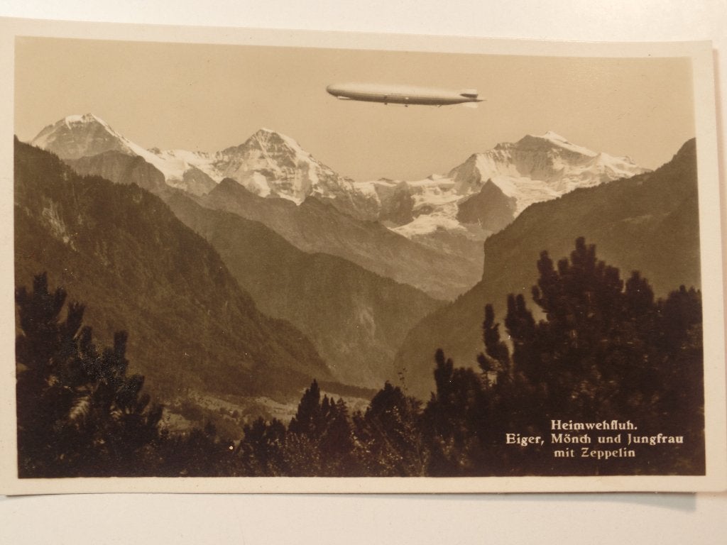 Foto met Zeppelin Interlaken Zwitserland, Verzamelen, Ophalen of Verzenden, 1940 tot 1960, Ongelopen, Overig Europa