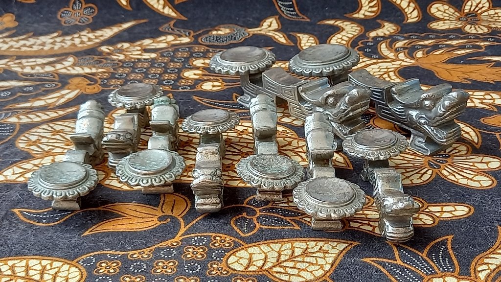 Negen mooie oude Chinese penseelhouders van zilverbrons., Antiek en Kunst, Zilver, Overige typen, Ophalen of Verzenden, China